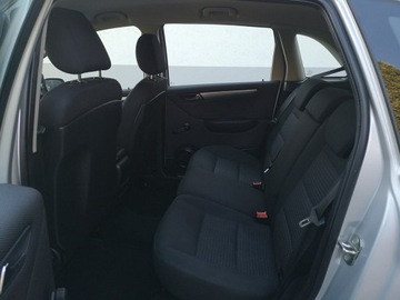 Mercedes Klasa B W245 180 CDI 109KM 2008 Mercedes B 180 1.8 CDI 109KM Klimatronic Isofix, zdjęcie 16