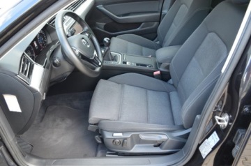 Volkswagen Passat B8 Variant 1.6 TDI BlueMotion SCR 120KM 2016 SUPER 1.6TDI 120KM SERWIS LED VIRTUAL PANORAMA KAMERA GRZ.FOTELE+KIEROWNICA, zdjęcie 21