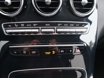 Mercedes GLC C253 SUV Facelifting 2.0 200d 163KM 2022 Mercedes GLC GLC 200 d 4MATIC, Salon Polska, zdjęcie 12