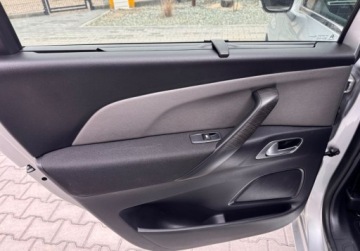 Citroen C4 Picasso II Picasso 1.6 e-HDi 114KM 2014 Citroen C4 Picasso bezwypadekserwis aso1wlascicielvirtual2015 1.6, zdjęcie 22