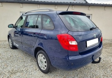 Skoda Fabia II Kombi Facelifting 1.2 TSI 85KM 2012 Skoda Fabia Lift SLICZNA 1.2 TSI Benzyna BOGATA WERSJA Family 2013r Zadbana, zdjęcie 1