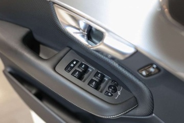 Volvo XC90 II SUV 2.0 D5 235KM 2018 Volvo XC 90 D5 AWD R-Design 2.0 Diesel 235KM, zdjęcie 10