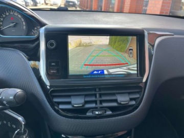 Peugeot 2008 I SUV Facelifting 1.2 PureTech 110KM 2019 Peugeot 2008 1.2 benzyna 110 KM automat kamera zarej w PL mozliwa zam, zdjęcie 9