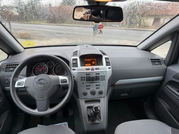 Opel Zafira B 1.6 Twinport ecoFLEX 115KM 2009 OPEL ZAFIRA 2009 1.6 7-osobowy stan bdb, zdjęcie 22