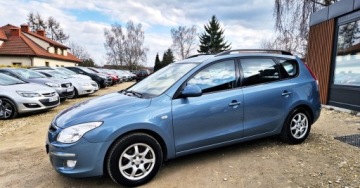 Hyundai i30 I CW Facelifting 1.6 DOHC CVVT 126KM 2010 Hyundai i30 BENZYNA KLIMATYZACJA super okazja polecamy 1.6 Benzyna, zdjęcie 21