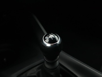 Toyota C-HR I Crossover 1.2L Turbo 116KM 2019 Toyota C-HR 1.2 Turbo, Salon Polska, Serwis ASO, zdjęcie 16