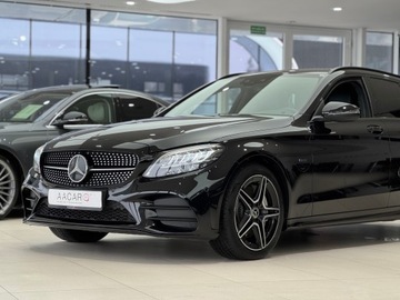 Mercedes Klasa C W205 Kombi Facelifting HYBRYDA 2.0 300 de 306KM 2020 Mercedes-Benz C 300 Plug In AMG Line / CarPlay / 1, zdjęcie 35