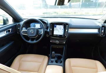Volvo XC40 Crossover 1.5 T3 163KM 2019 Volvo XC 40 z Gwarancja Bezwypadkowy Bezowa Skora 1.5 Benzyna 163KM, zdjęcie 12