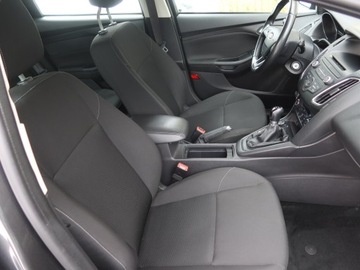 Ford Focus III Hatchback 5d facelifting 1.6 Ti-VCT 125KM 2015 Ford Focus 1.6 i, Salon Polska, 1. Właściciel, zdjęcie 8