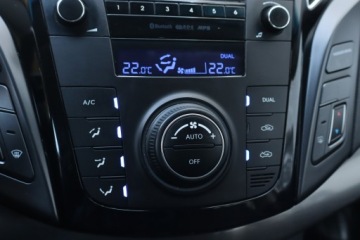 Hyundai i40 Kombi 1.6 GDI 135KM 2012 Hyundai i40 1.6 GDI, Xenon, Klima, Klimatronic, zdjęcie 15