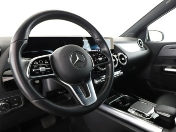 Mercedes Klasa B W247 Sports Tourer 2.0 250 224KM 2019 Mercedes B 250 Automat Progressive Navi Tempomat, zdjęcie 13