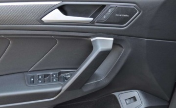 Volkswagen Tiguan Allspace SUV Facelifting 2.0 TSI 190KM 2024 Volkswagen Tiguan Allspace Volkswagen Tiguan Allspace 2.0 TSI OPF 4Motion, zdjęcie 17