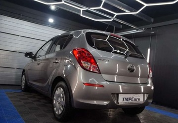 Hyundai i20 I Hatchback 5d Facelifting 1.2 DOHC 85KM 2012 Hyundai i20 Nawigacja_Klimatyzacja_5drzwi_ 1.2 Benzyna 85KM, zdjęcie 1