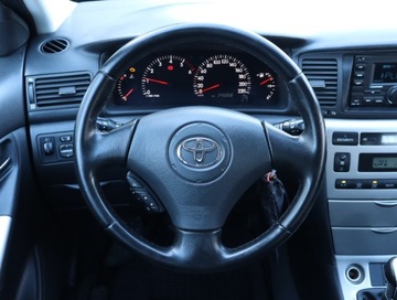 Toyota Corolla IX (E12) Kombi 2.0 D-4D 90KM 2004 Toyota Corolla 2.0 D-4D, Salon Polska, HAK, Klima, zdjęcie 14