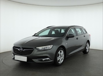Opel Insignia I Sports Tourer Facelifting 1.6 CDTI Ecotec 136KM 2017 Opel Insignia 1.6 CDTI, Salon Polska, Serwis ASO, zdjęcie 1