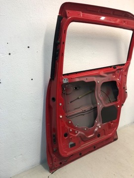 ДВЕРЬ ЗАДНЯЯ ПРАВАЯ A4A Mazda 5 CR 2.0d 2008 г.