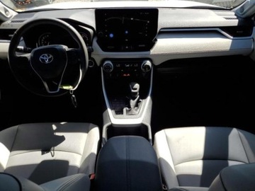 Toyota RAV4 V 2024 Toyota RAV4 Xle premium 2.5 Benzyna 203KM, zdjęcie 6
