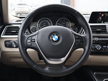BMW Seria 3 F30-F31-F34 Touring Facelifting 2.0 320d 190KM 2017 BMW 3 320 d, 187 KM, Automat, Navi, Klima, zdjęcie 13