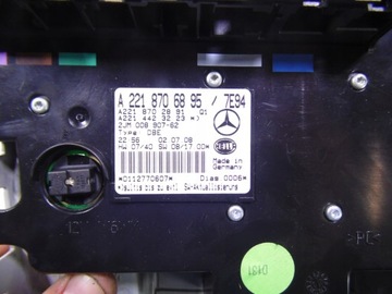 LAMPA OSVĚTLENÍ MERCEDES W221 W216 2218706895