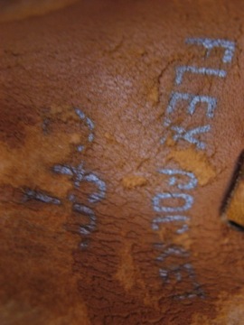 Barnett ЛЕВАЯ БЕЙСБОЛЬНАЯ ПЕРЧАТКА, КОЖА.