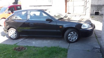 Honda Civic VI Hatchback 1.5 i 114KM 1996