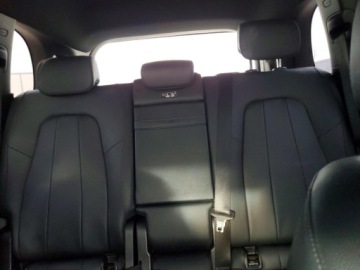 Mercedes GLB 2023 Mercedes-Benz GLB 2023 MERCEDES BENZ GLB 250 4MATIC 2.0 Benzyna 221KM, zdjęcie 10