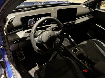 Volkswagen T-Roc I SUV Facelifting 1.5 TSI ACT 150KM 2025 Volkswagen T-Roc R-line 1.5 eTSI 150 KM DSG, zdjęcie 4