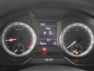 Skoda Octavia III Liftback Facelifting 1.6 TDI 115KM 2019 Skoda Octavia 1.6 TDI, Salon Polska, Klima, zdjęcie 10