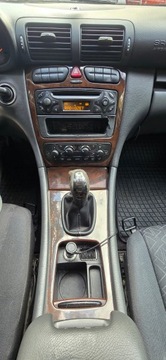 Mercedes Klasa C W203 2003 Mercedes C220 Avangarde-sedan, zdjęcie 8