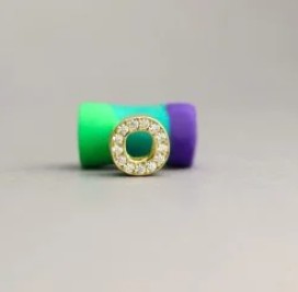 złoty charms 14k na bransoletkę 585 litera O