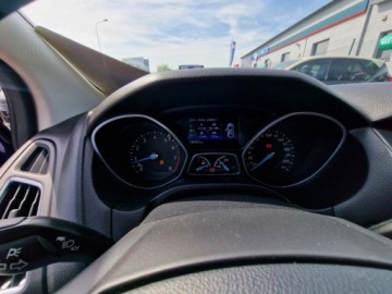Ford Focus III Kombi Facelifting 1.5 EcoBoost 150KM 2017 Ford Focus 1.5 EcoBoost 150Ps Navi Alu Ledy Sliczny Gwarancja 1.5 Benzyna, zdjęcie 13