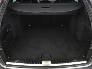 Mercedes Klasa C W205 Kombi 180 156KM 2017 Mercedes C 180 Avantgarde półskóra navi grzane, zdjęcie 19