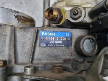 Распределитель топлива впрыск J-Ket 0438101044 MERCEDES 124 300CE-24 R129 W140