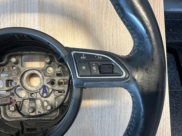 AUDI A1 8X VOLANT KŮŽE KOŽENÁ MULTIFUNKČNÍ S LINE