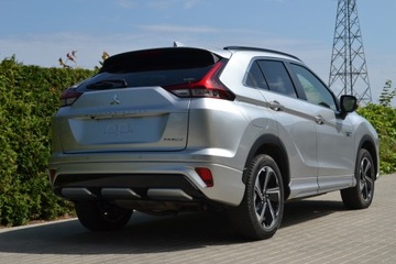 Mitsubishi Eclipse Cross SUV PHEV 2.4 188KM 2022 PHEV 4x4 ** 10 tyś km ** W OFERCIE DWIE SZTUKI, zdjęcie 8