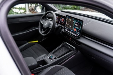 Volkswagen T-Roc I SUV Facelifting 1.5 TSI ACT 150KM 2026 Volkswagen T-Roc R-Line 1.5 eTSI 150 KM DSG Zamów, zdjęcie 28