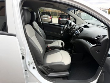 Chevrolet Spark II Hatchback 1.0L DOHC 68KM 2011 Chevrolet Spark TYLKO 126tyśkm! 1WŁ 1.0b ORYGINAŁ LAKIER 2011r LT SKÓRY!, zdjęcie 31