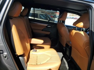 Toyota Highlander III 2023 Toyota Highlander L 2023 2.4 Benzyna 265KM, zdjęcie 11