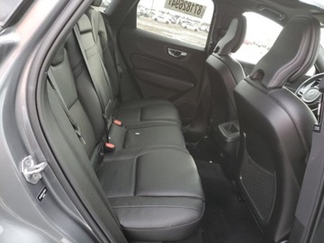 Volvo XC60 II Crossover T5 250KM 2020 Volvo XC 60 2020 VOLVO XC60 T5 MOMENTUM 2.0 Benzyna 250KM, zdjęcie 10