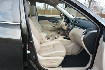 Nissan X-Trail III Terenowy 1.6 dCi 130KM 2016 Nissan X-Trail 1.6dCi 129KM Manual 2016r. Salon Xe, zdjęcie 11