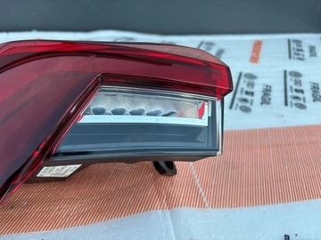 Задняя лампа левая Skoda Octavia IV 4 5E3945207 Обратный светодиод
