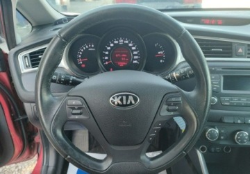 Kia Ceed II Hatchback 5d Facelifting 1.4 DOHC 100KM 2017 Kia Ceed Super przebieg Super stan Zarejestrowany 1.4 Benzyna 99KM, zdjęcie 10