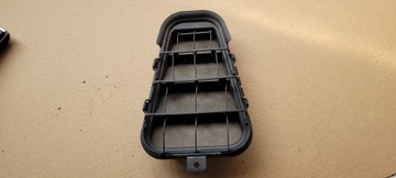 A6 C7 4G LIFT KRATKA WENTYLACYJNA BAGAŻNIKA TYŁ 4G5819181A