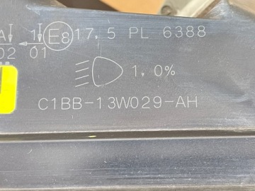 FORD FIESTA MK7 LIFT 2012- ФОНАРЬ ПЕРЕДНИЙ ПРАВЫЙ