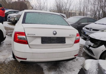 Skoda Octavia III Liftback Facelifting 1.5 TSI ACT 150KM 2019 Skoda Octavia 2019r, 1.5 Benzyna. SALON POLSKA. Uszkodzony prawy przod. Pa, zdjęcie 17