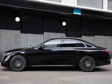 Mercedes Klasa E W214 Sedan 2.0 220d 197KM 2025 E Klasa 220 d 4-Matic AMG 2.0 197KM 2025, zdjęcie 1