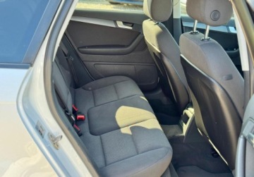 Audi A3 8P Hatchback 3d 1.6 TDI 105KM 2011 Audi A3 Sportback 1.6 TDI 105KM led climatronic 5 drzwi nowe sprzeglo 1.6, zdjęcie 32