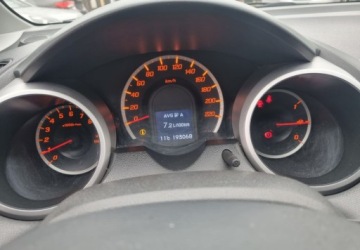 Honda Jazz III 1.4 i-VTEC 100KM 2009 Honda Jazz Honda Jazz 1.4 i-VTEC Elegance 1.3 Benzyna 100KM, zdjęcie 23