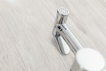 НАСТЕННОЕ БИДЕ FACTER CHROME LOOP Chrom REA