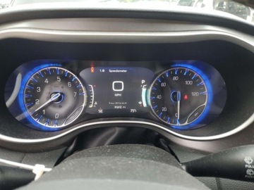 Chrysler Pacifica II 2024 Chrysler Pacifica Touring L 2024 3.6l 3.6 Benzyna 287KM, zdjęcie 9